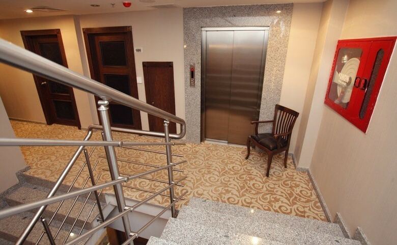 Dreamlife Hotel