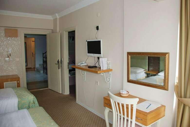 Hotel Sar?�ay Rhodius Otel