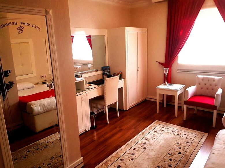 Hotel Business Park Otel