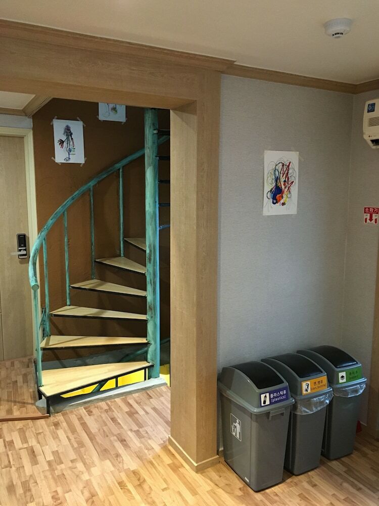 Hostal Guesthouse Ryuga - Hostel