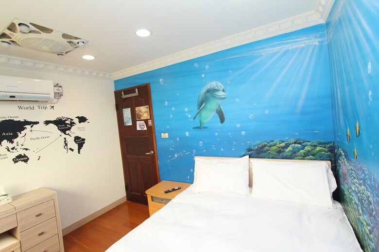 Hotel Peace Art Villa