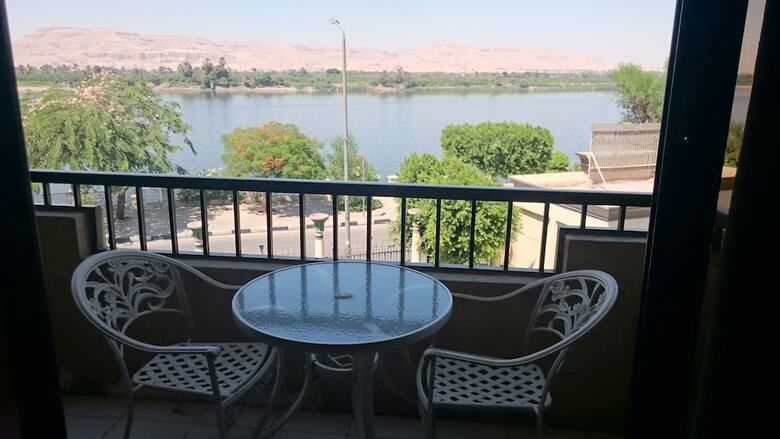 Luxor Hotel Armed Forces