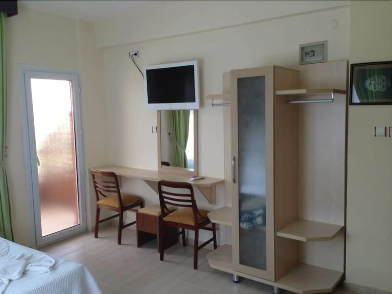 Besik Hotel