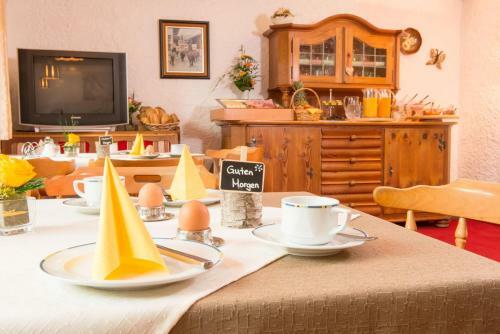 Hostal G�stehaus Schmid