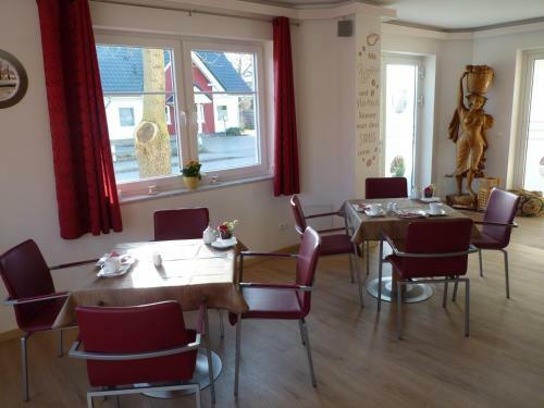 Hostal Cafe Und Pension Blohm