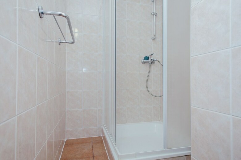 Apartamentos Lucka Rooms - Here Comes The Sun B24.3
