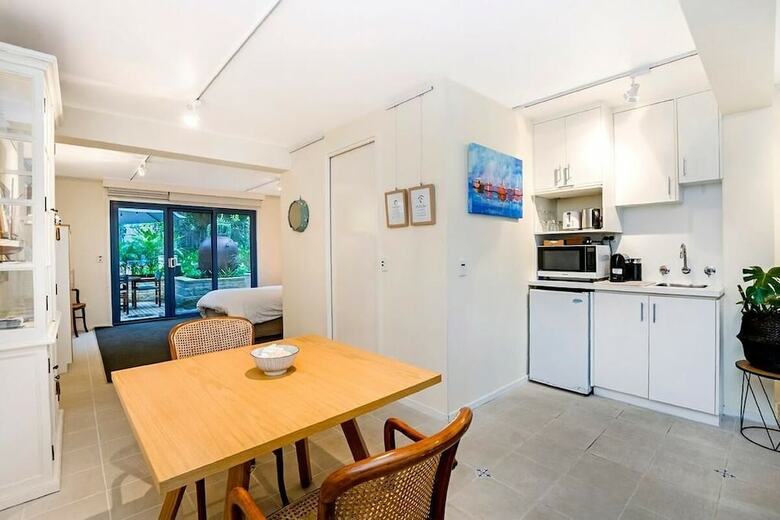 Hotel Edge17 Port Fairy Wharf