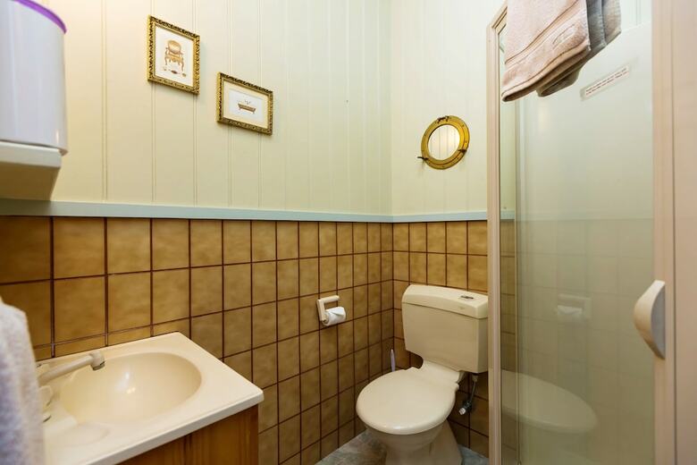 Hotel Edge17 Port Fairy Wharf