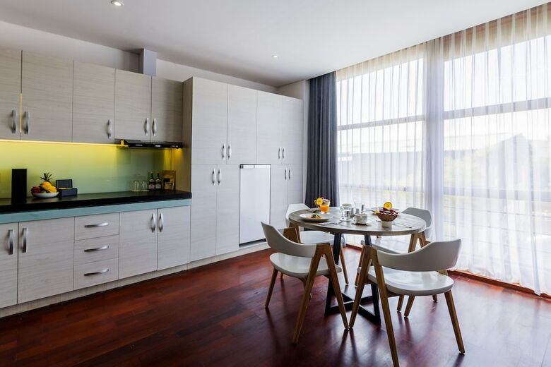 Hotel Imani Suites