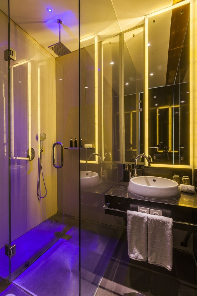 Hotel Imani Suites
