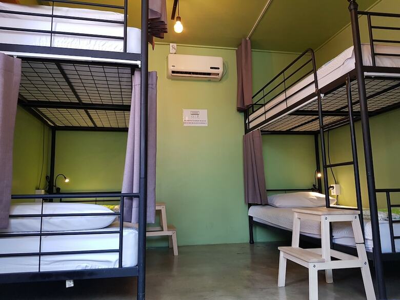 Hostal Mr.comma Guesthouse - Hostel