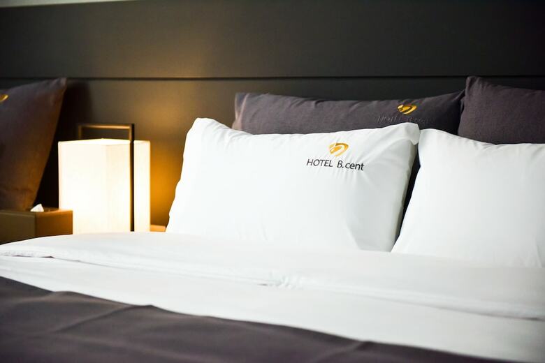 B.cent Hotel