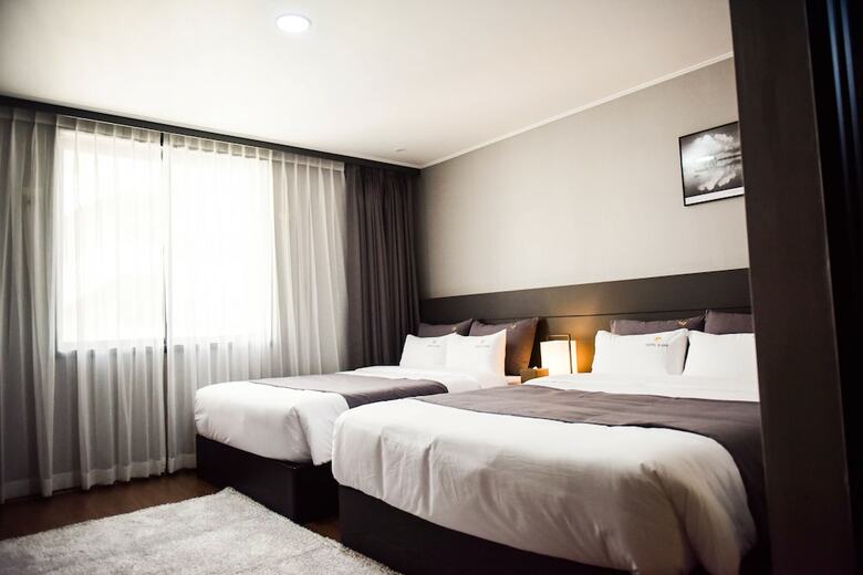 B.cent Hotel