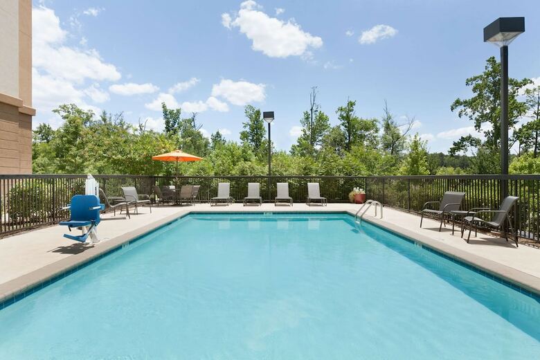 Hotel Hampton Inn Suites Opelika I85 Auburn Area