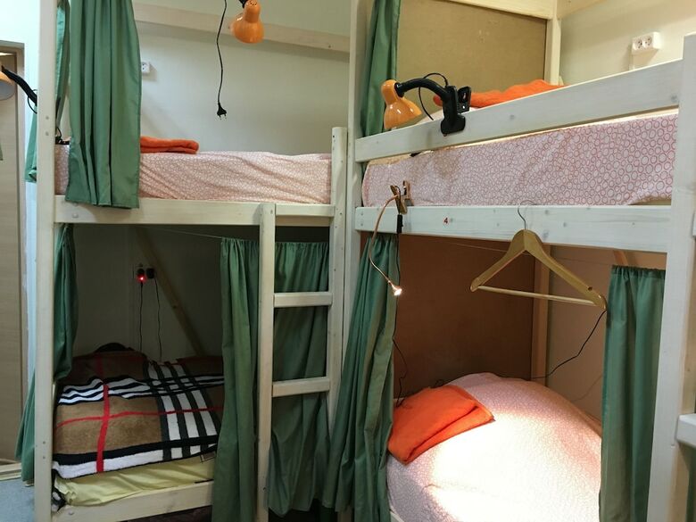 Hostal Hostel Paratapok