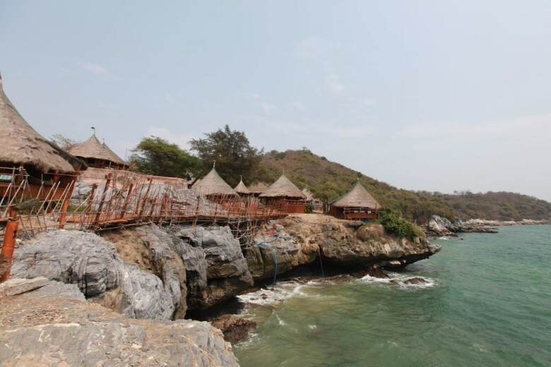 Hotel Paree Hut Resort Koh Sichang