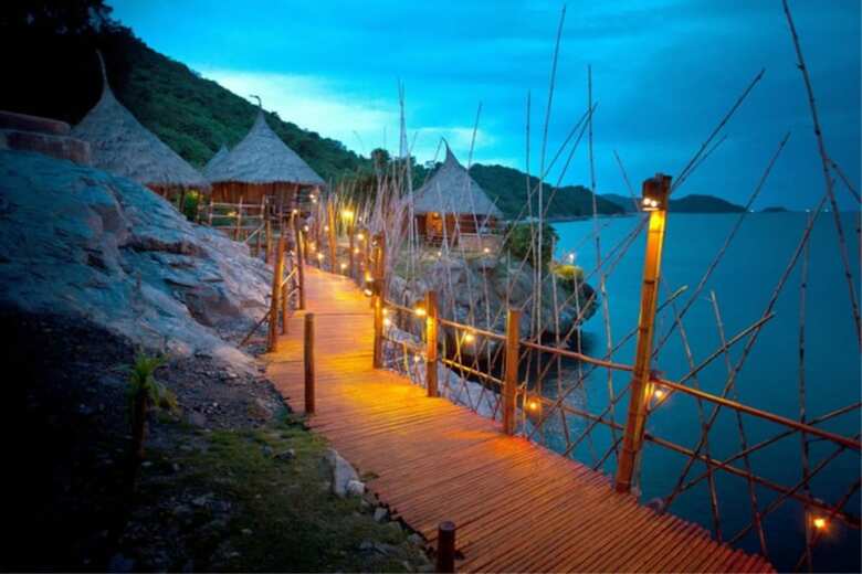 Hotel Paree Hut Resort Koh Sichang