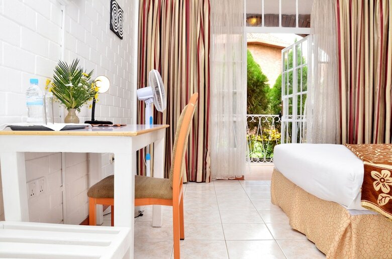 Hotel Chez Lando