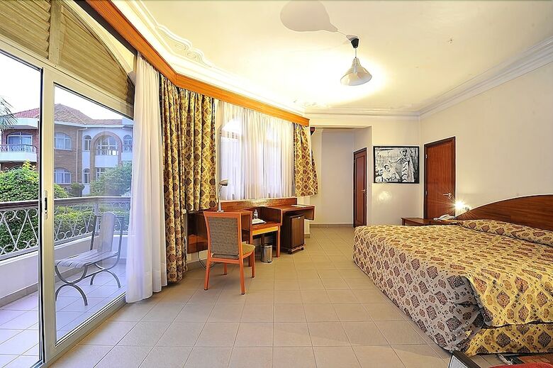 Hotel Chez Lando