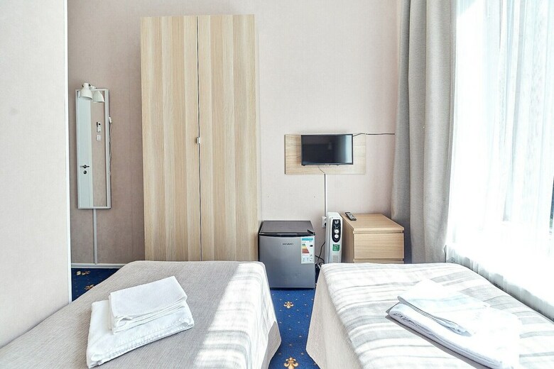 Seven Bridges Hotel