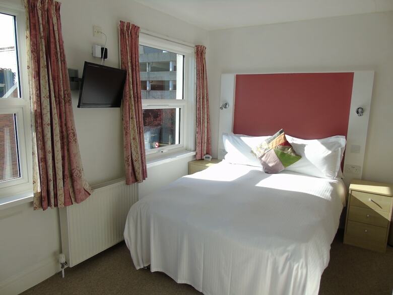 Hotel Carrington Guest House Bed And Breakfast