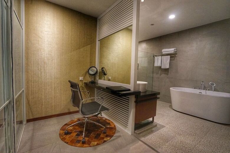 Bedrock Hotel
