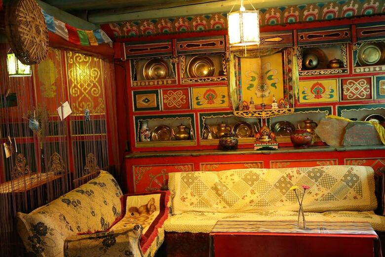 Hostal Ando Tibetan Inn
