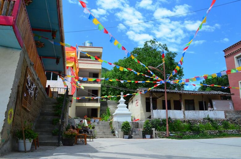 Hostal Ando Tibetan Inn