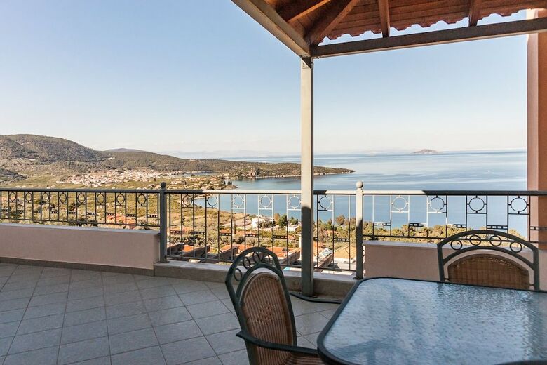 Apartamentos Epidavros Seascape