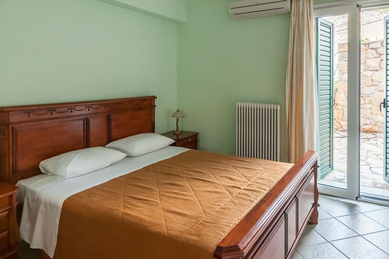 Apartamentos Epidavros Seascape