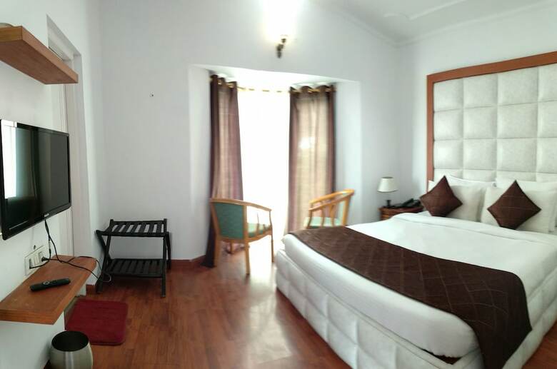 Hotel The Swiss Village Resort