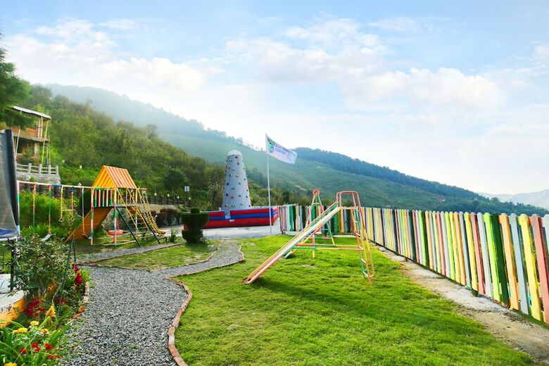 Hotel The Swiss Village Resort