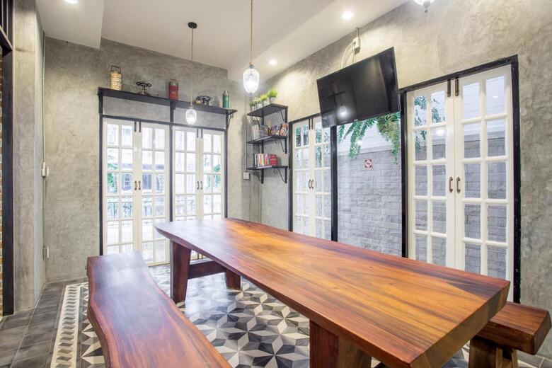 Hostal X9hostel