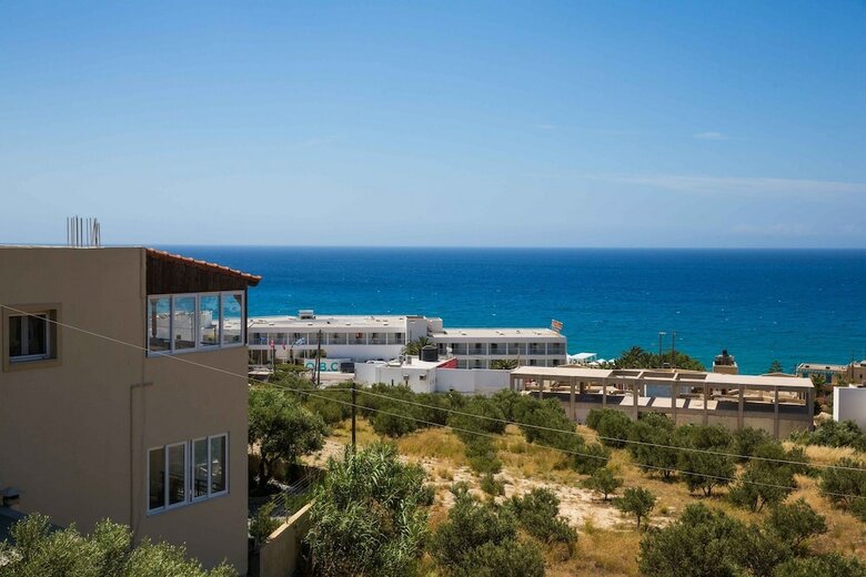 Apartamentos Helios Studios & Apts