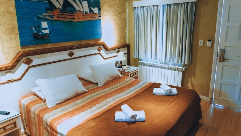 Chris Park Hotel