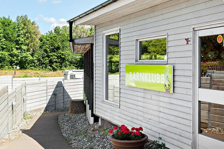 First Camp M�lle