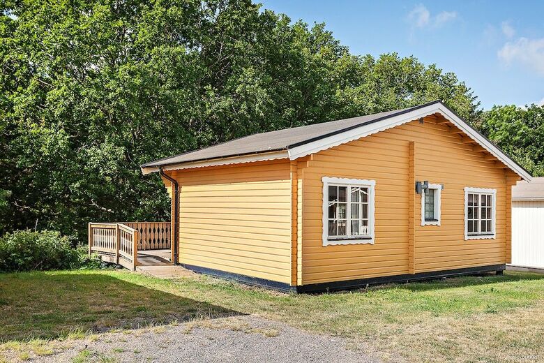 First Camp M�lle