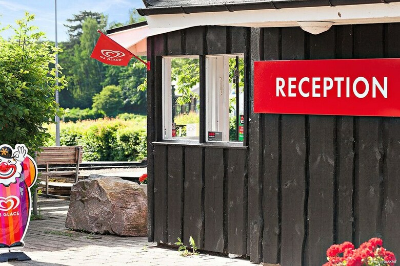 First Camp M�lle