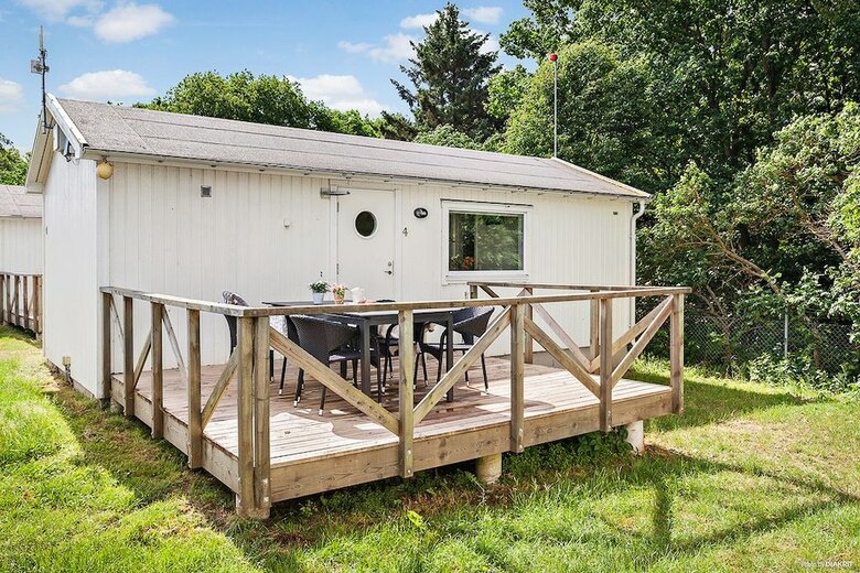 First Camp M�lle