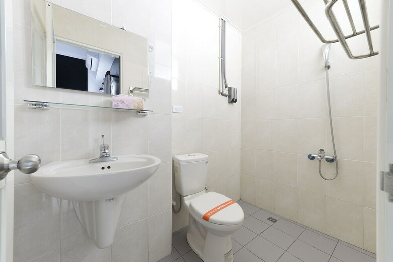 Bed & Breakfast N22 Hostel