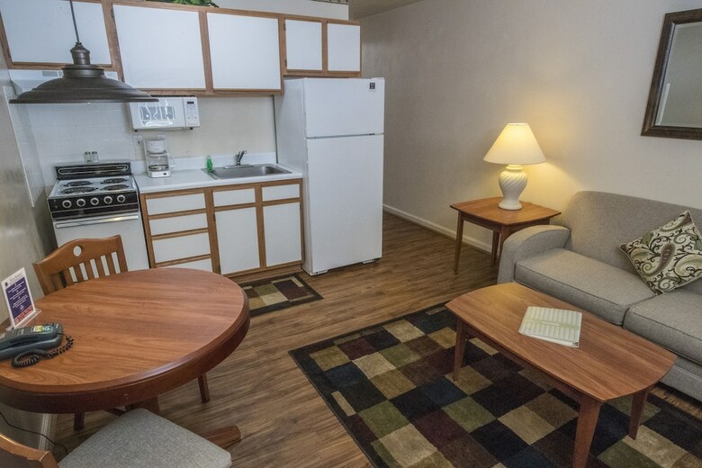 Hotel Affordable Corporate Suites - Statesville