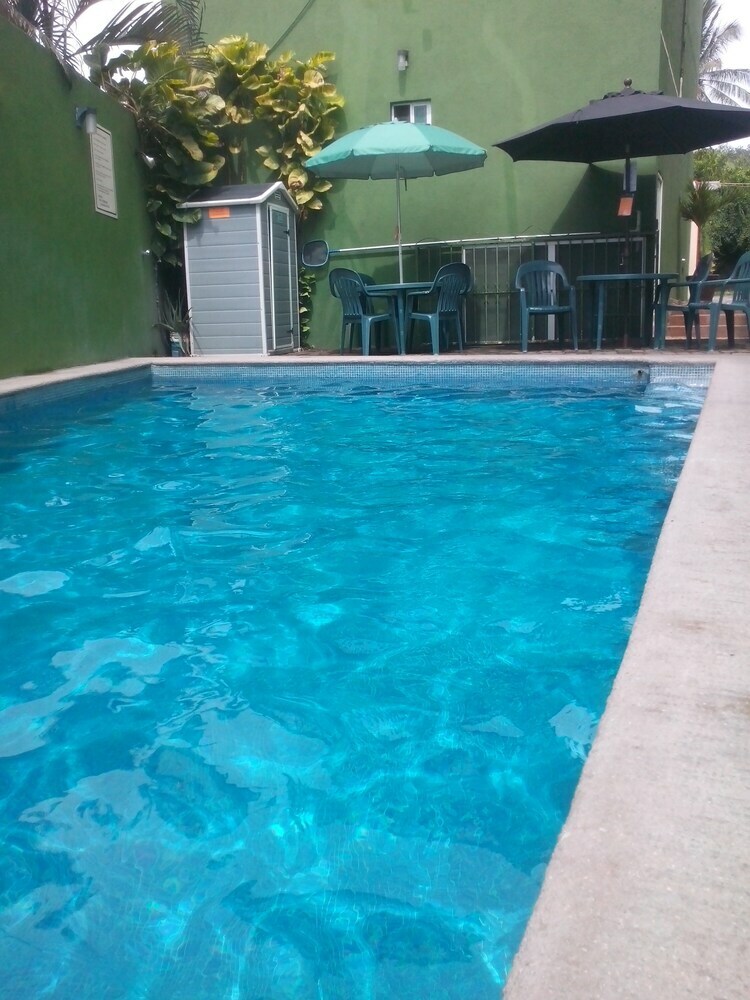 Hotel Palmera Suites