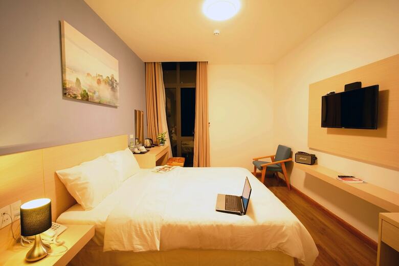 Mille Fleurs Hotel
