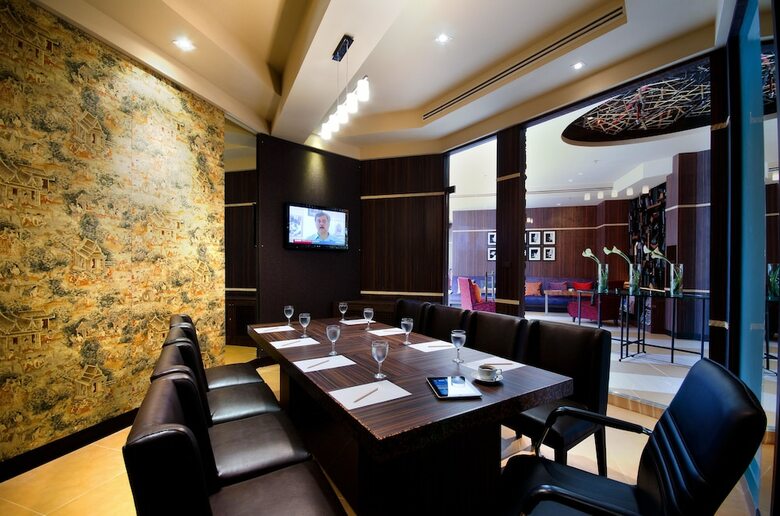 Tongtara Riverview Hotel