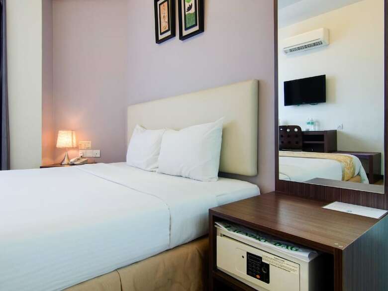 Eight Days Boutique Hotel @ Impianemas Skudai