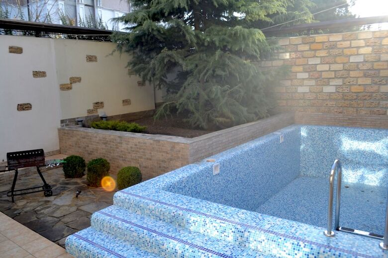 Arcadia Villa