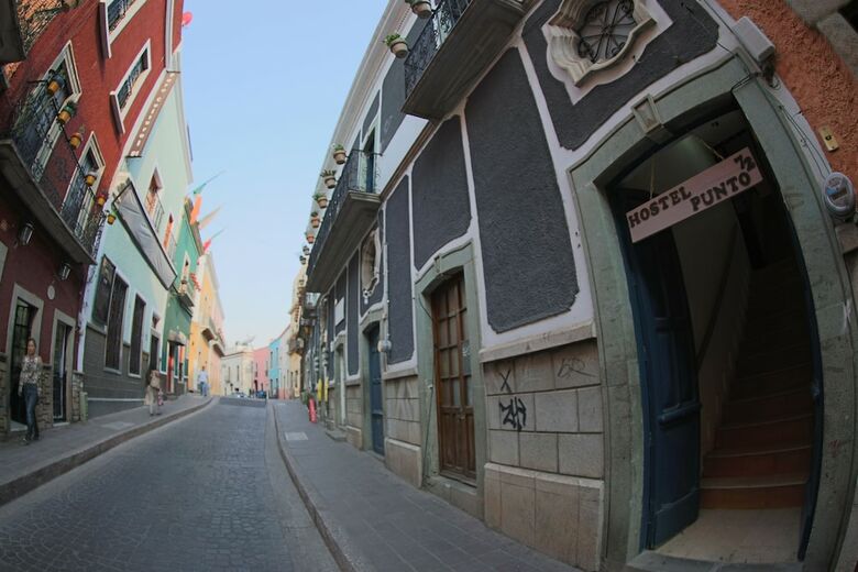 Hotel Hostel Punto 72
