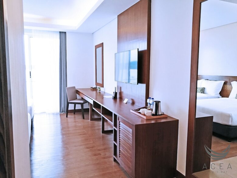 Hotel Acea Subic Bay