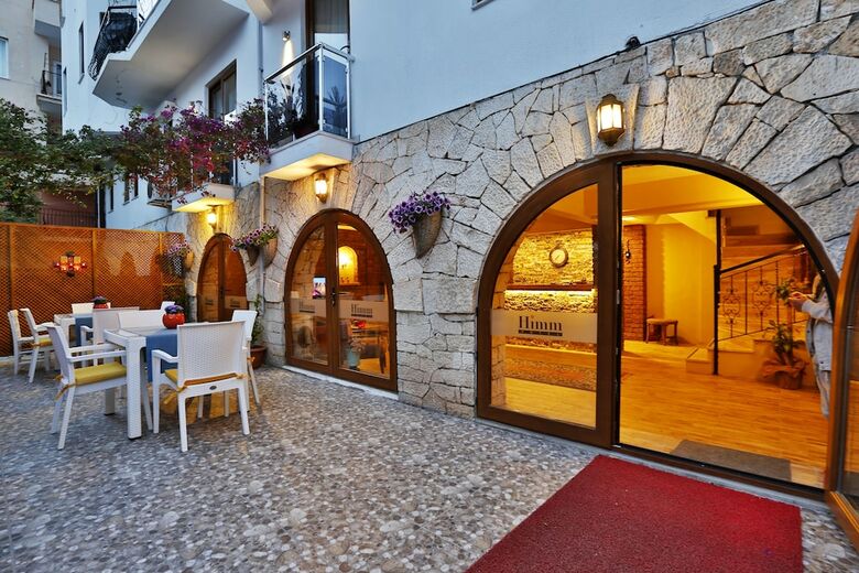 Himm Hotel