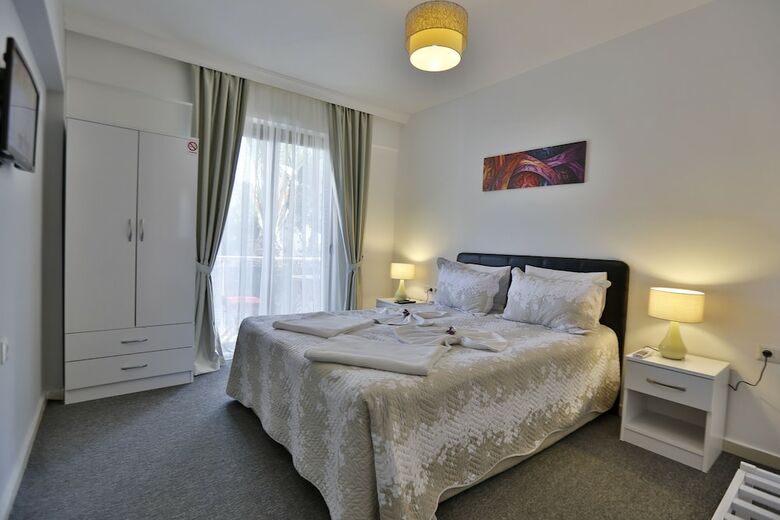 Himm Hotel